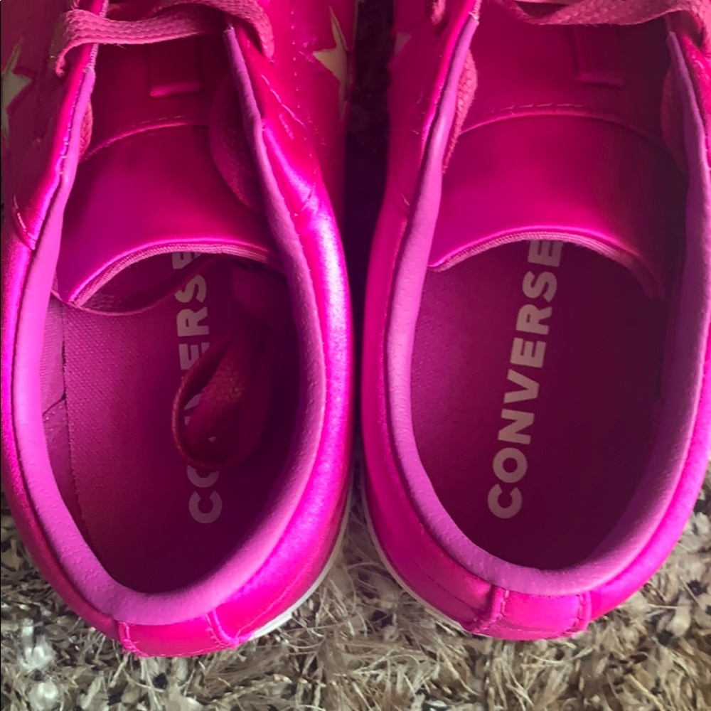Converse magenta hot pink one star satin sneakers - Picture 6 of 9
